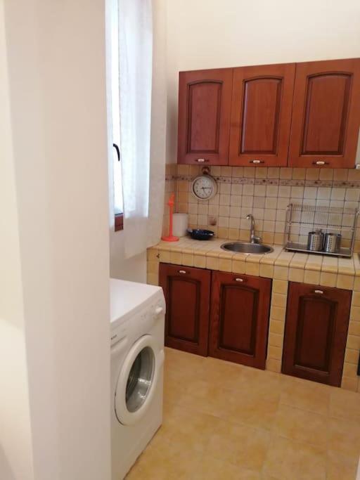 דירות למפדוזה A Casa Di Carlo מראה חיצוני תמונה
